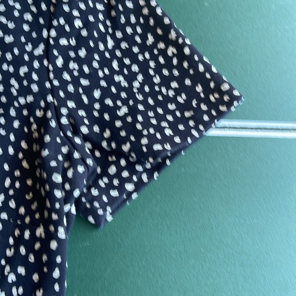 Woman’s dress - Picture 4 of 6